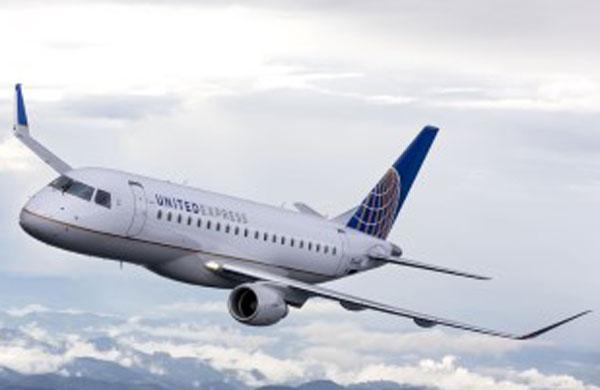 Modelo do  jato E175 fabricado pela Embraer (Divulgação)