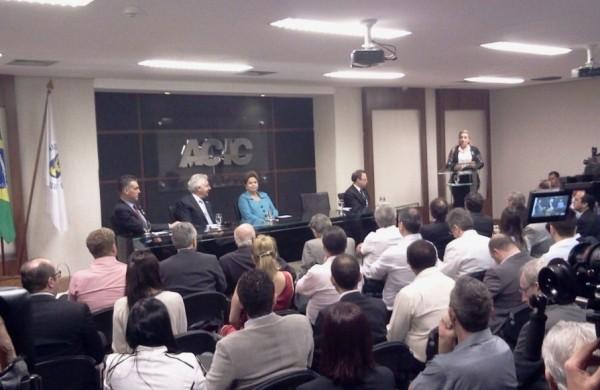 correio popular, campinas, dilma, elei&ccedil;&otilde;es, visita empres&aacute;rios (Felipe Tonon/ AAN)