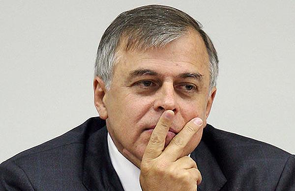 Foi decretado o embargo de outros US$ 23 milh&otilde;es em 12 contas do ex-diretor de Abastecimento da Petrobras, engenheiro Paulo Roberto Costa ( Reprodução)