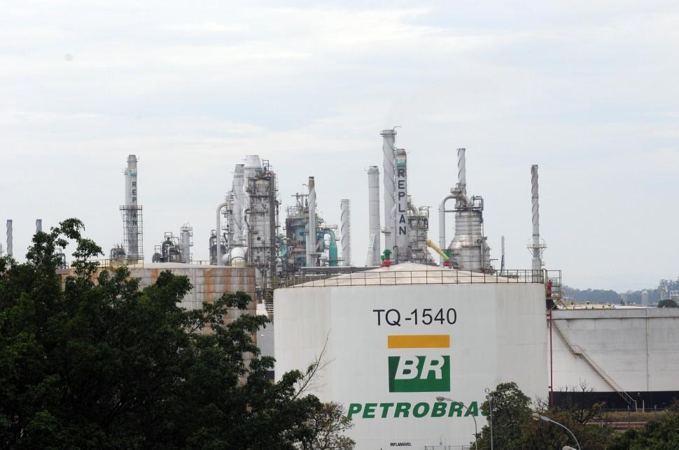A Replan &eacute; uma das respons&aacute;veis pela emiss&atilde;o de gases na regi&atilde;o, mas est&aacute; investindo para reduzir consumo e queima de combust&iacute;veis ( Dominique Torquato/ AAN)
