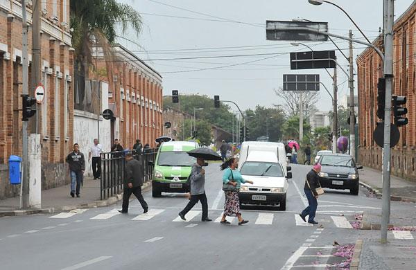 Frente fria, provoca, chuva, Campinas, clima, tempo ( Carlos Sousa Ramos/ AAN)