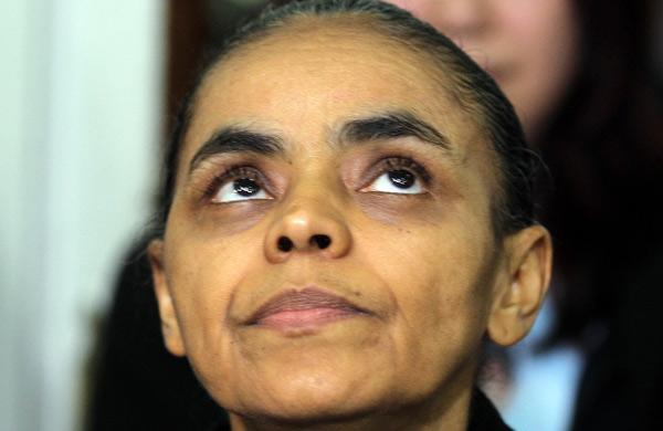 A candidata a vice-presidente Marina Silva faz pronunciamento sobre a morte do candidato do PSB &agrave; Presid&ecirc;ncia, Eduardo Campos, na Prefeitura de Santos ( Cedoc/ RAC)