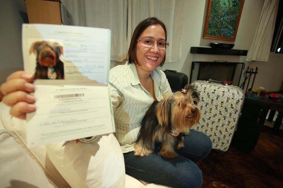 Mariela Cec&iacute;lia Herbes, viaja, yorkshire, Romeo, tirou, passaporte,c&atilde;o ( Leandro Ferreira/ AAN)