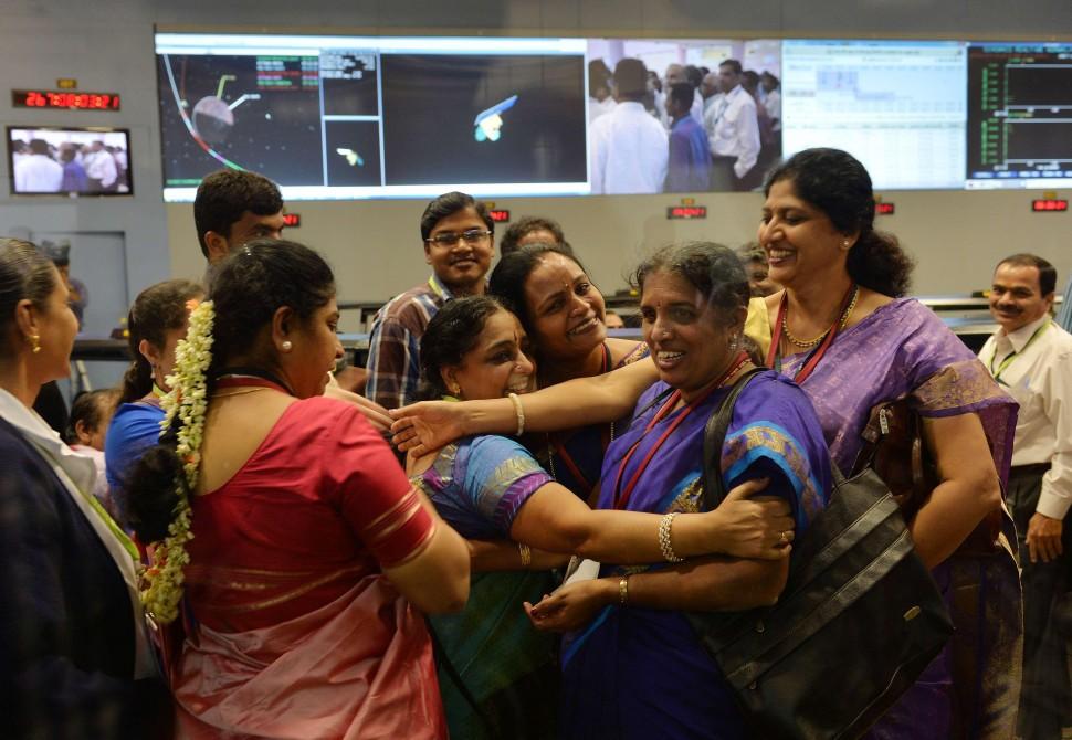 Com um or&ccedil;amento de apenas 74 milh&otilde;es de d&oacute;lares, a miss&atilde;o indiana custou uma fra&ccedil;&atilde;o da sonda MAVEN, lan&ccedil;ada pela Nasa (AFP PHOTO/Manjunath KIRAN )