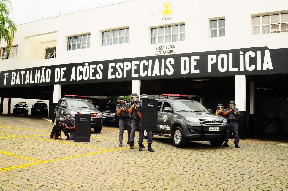 baep, pol&iacute;cia militar, a&ccedil;&atilde;o, balan&ccedil;o, pris&otilde;es, drogas ( Leandro Ferreira/AAN)