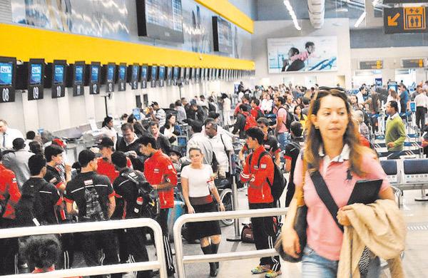 Passageiros no Aeroporto de Viracopos: previsão é chegar ao fluxo de 80 milhões por ano (Cedoc/RAC)
