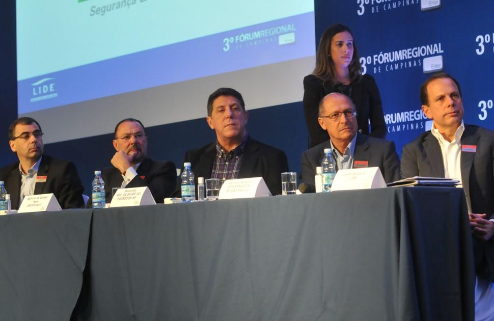 Grupo discute os rumos da RMC ( Carlos Sousa Ramos/ AAN)