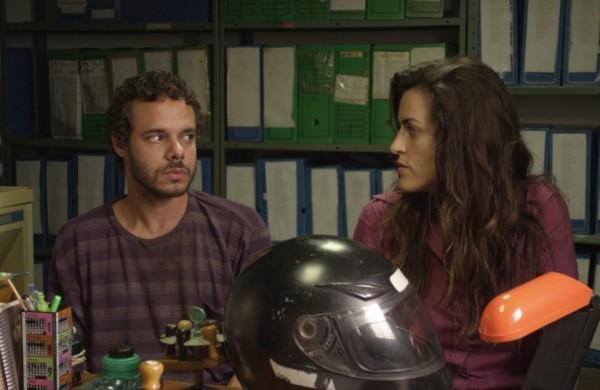 Cena do filme  'Sinfonia da Necr&oacute;pole', da campineira de Juliana Rojas ( Divulgação)