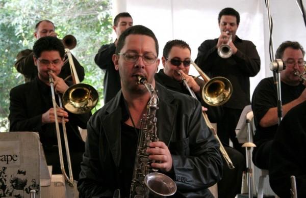Integrantes da Soundscape Big Band Jazz - 18 m&uacute;sicos, sendo 14 metais ( Divulgação)