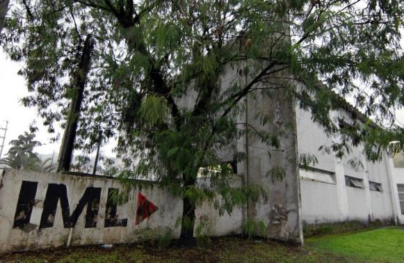 Desativa&ccedil;&atilde;o do pr&eacute;dio impede o recebimento de novos cad&aacute;veres ( Reprodução)