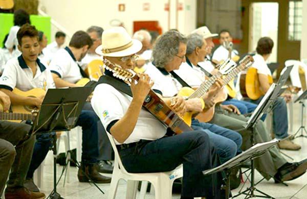 O 1&deg; Encontro de Violeiros de Cordeir&oacute;polis  acontece a partir das 19h ( Divulgação)