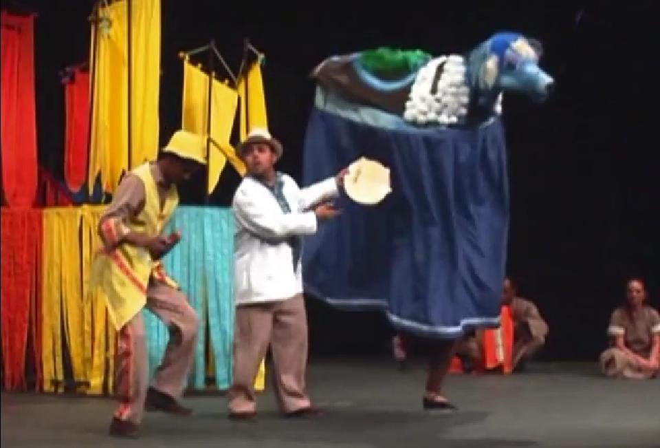 Espet&aacute;culo &quot;Vaquinha Curau&quot; ser&aacute; apresentado no Sesi - Piracicaba (Captura de vídeo)
