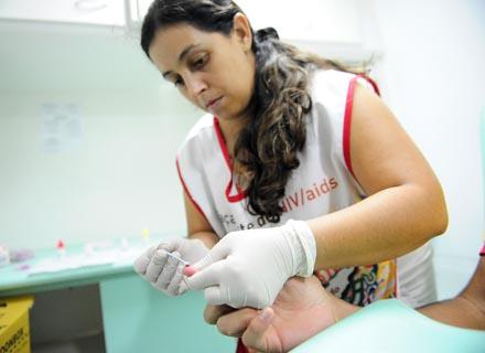 Sa&uacute;de: Posto M&oacute;vel realiza exames na regi&atilde;o da Cidade Jardim  (Bruno Carrenho/Prefeitura de Americana)