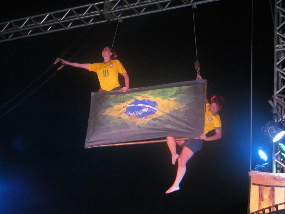 Espet&aacute;culo &quot;Brasil Futebol Clube&quot;, do Teatro de T&aacute;buas, que ser&aacute; apresentado gratuitamente em 10 bairros de Campinas (Felipe Freitas)