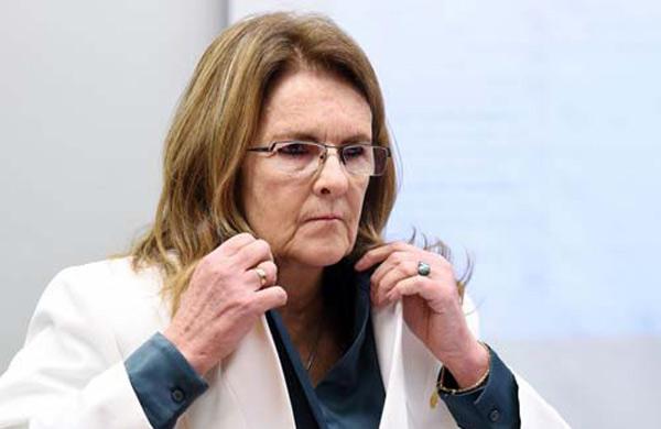 TSE multa presidente da Petrobras Gra&ccedil;a Foster, de novo, por propaganda ilegal (Evaristo Sa/ AFP)