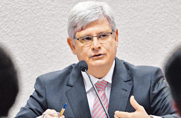 O procurador-geral da Rep&uacute;blica, Rodrigo Janot, alega que sigilo das informa&ccedil;&otilde;es prestadas corre risco ( Cedoc/ RAC)