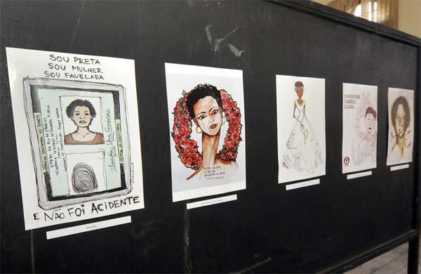 A exposi&ccedil;&atilde;o re&uacute;ne desenhos e ilustra&ccedil;&otilde;es inspiradas na auxiliar de enfermagem Cl&aacute;udia Silva Ferreira ( Divulgação)