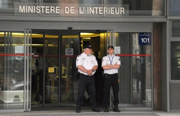 Local. em Paris, em que Sarkozy ficou detido para responder a um interrogat&oacute;rio de 15 horas (France Press)