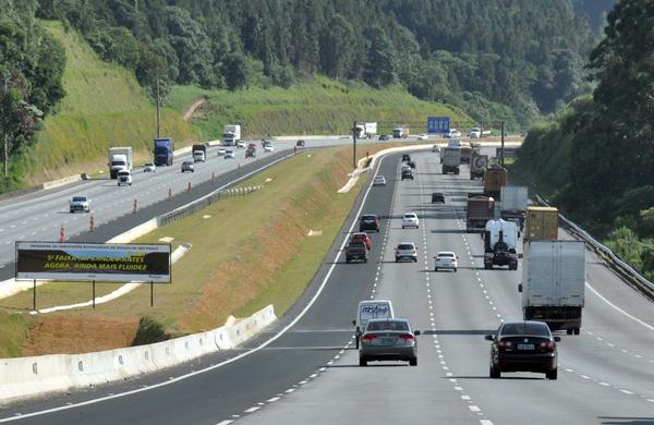 Concession&aacute;ria d&aacute; dicas de seguran&ccedil;a nas rodovias durante as f&eacute;rias (Cedoc/RAC)