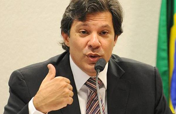 Sem dinheiro para investimentos e com dificuldades na seara política, o prefeito de São Paulo, Fernando Haddad (PT), afirmou: 'Perdi o ano' (Agência Brasil)
