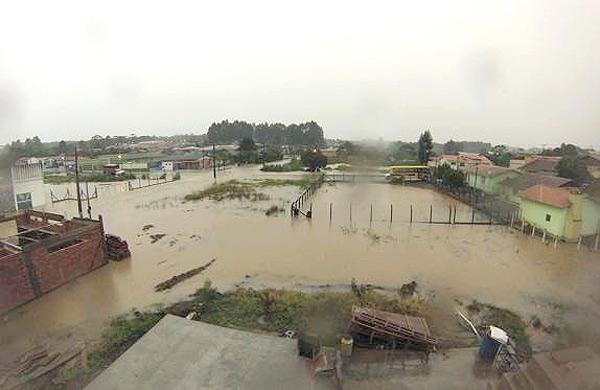 Corup&aacute;, no Vale do Itaja&iacute;, foi o primeiro munic&iacute;pio a decretar situa&ccedil;&atilde;o de emerg&ecirc;ncia (Agência Brasil)