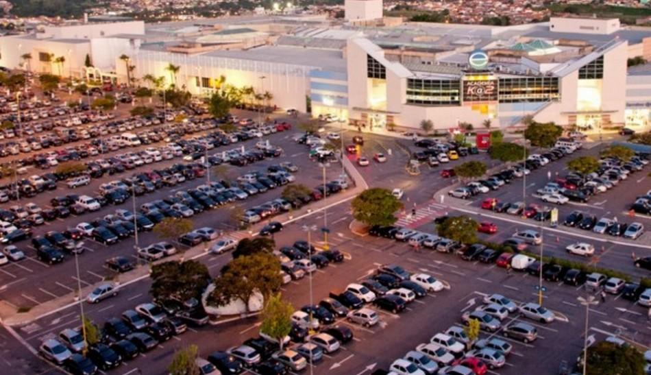 Veto do prefeito para projeto de lei de isen&ccedil;&atilde;o em shoppings de Sorocaba foi derrubado pelos vereadores ( Cedoc/RAC)