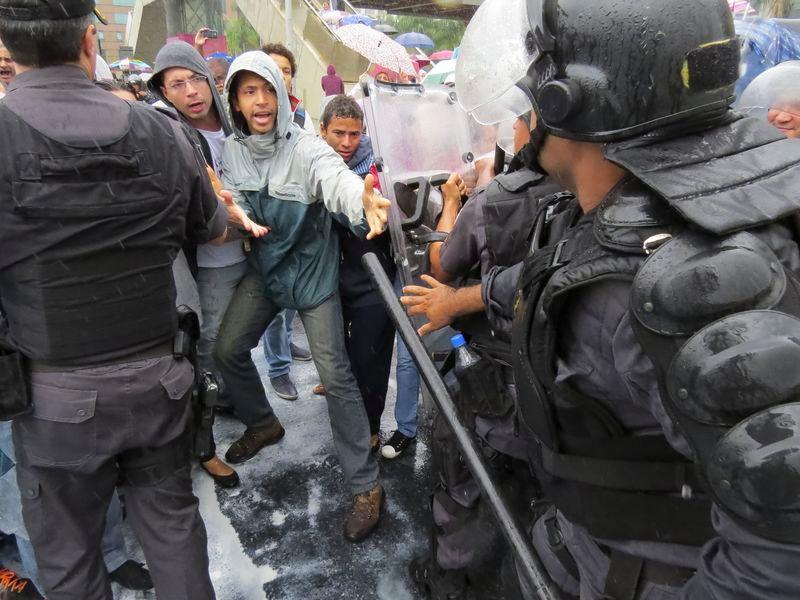 Protestos marcam a greve dos professores no Rio de Janeiro  (Agência Brasil)