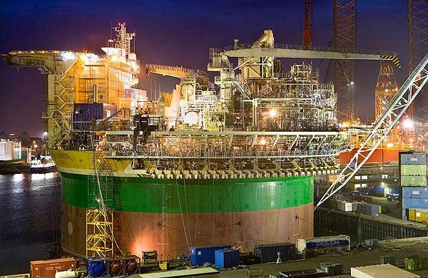 Um ter&ccedil;o dos 12 titulares da CPI da Petrobras do Senado indicados at&eacute; agora recebeu dinheiro de fornecedoras da estatal nas elei&ccedil;&otilde;es de 2010 (Divulgação/Agência Petrobras)