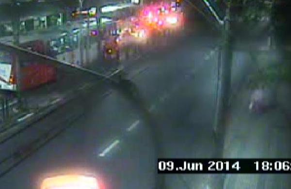 A faixa interna da Avenida Anchieta continua fechada na altura do col&eacute;gio Carlos Gomes at&eacute; a frente da Prefeitura de Campinas (Captura/Cimcamp)