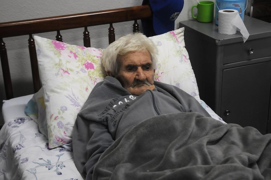 Benedito Fumbela vive os &uacute;ltimos meses na Associa&ccedil;&atilde;o Franciscana de Assist&ecirc;ncia Social Cora&ccedil;&atilde;o de Maria (Afascom) ( Carlos Sousa Ramos/AAN)