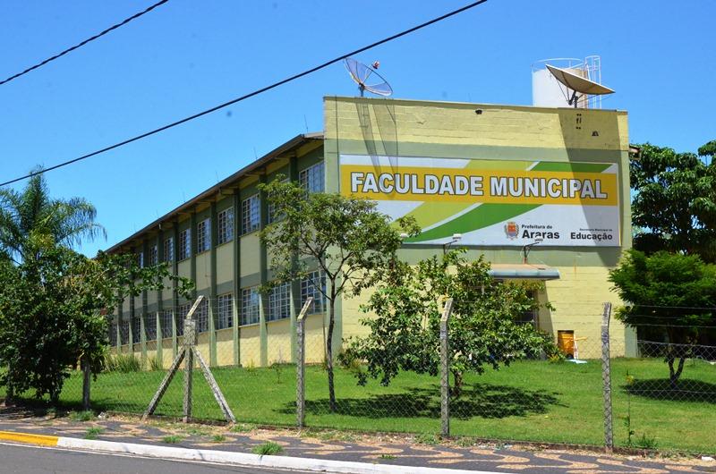 Faculdade Municipal &eacute; um dos locais onde acontece o vestibular neste domingor
 ( Divulgação)