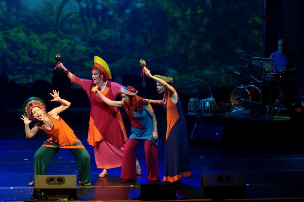 Grupo Mawaca promove uma viagem pelo mundo em show no Sesc (Eduardo Vessoni )