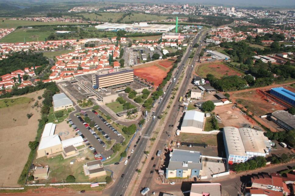 Vista a&eacute;rea da Avenida da Amizade, em Sumar&eacute; ( Divulgação)