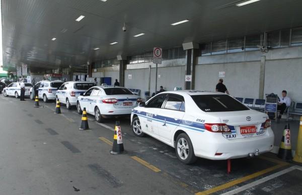 Taxistas foram sorteados entre os profissionais que j&aacute; atuavam na cidade  ( Gustavo Tilio/Especial para a AAN)