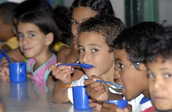 Lei prev&ecirc; card&aacute;pio especial para alunos com restri&ccedil;&otilde;es alimentares (Agência Brasil)