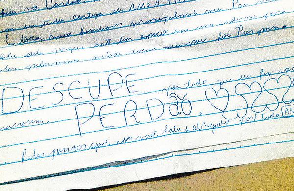 Trecho da carta deixada pelo adolescente apreendido com carro roubado, em Hortol&acirc;ndia, onde ele avisa a m&atilde;e que vai &quot;sair para roubar pela primeira e &uacute;ltima vez&quot; e pede perd&atilde;o pelo crime que iria cometer (Jaqueline Harumi/AAN )