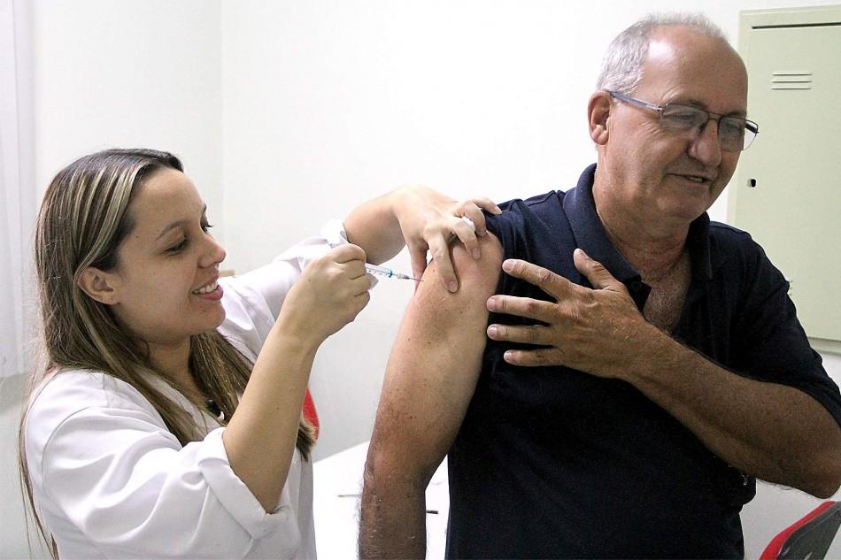 Louveira j&aacute; vacinou 5.447 pessoas, totalizando 79% da popula&ccedil;&atilde;o-alvo (Jasso/Divulgação)