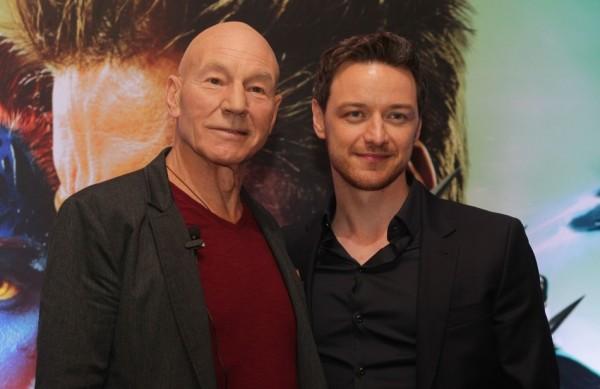 Patrick Stewart e James McAvoy durante a divulga&ccedil;&atilde;o de 'X-Men: Dias de um Futuro Esquecido' (Divulgação/Márcio Fernandes)