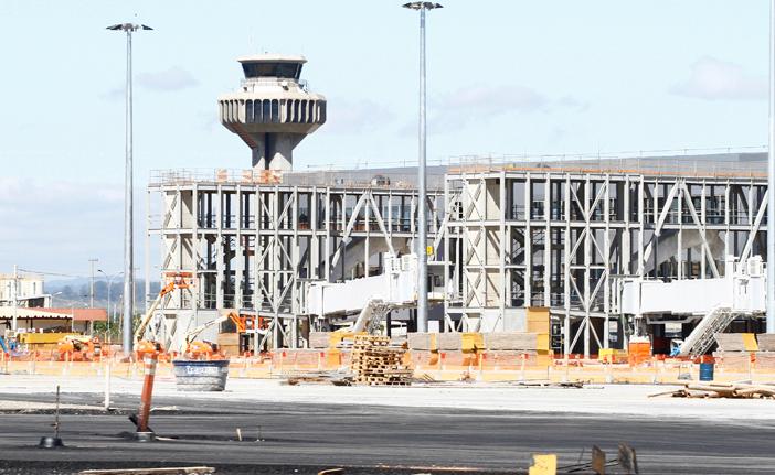 Parte da obra de amplia&ccedil;&atilde;o do Aeroporto de Viracopos, que est&aacute; atrasada e recebe t&eacute;cnicos da Anac para vistoria (.)