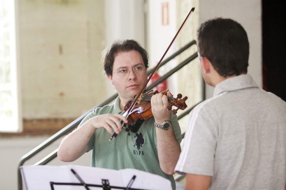 Pablo de L&eacute;on  &eacute; o &uacute;nico brasileiro a fazer parte da World Orchestra for Peace (Paulo Lima)