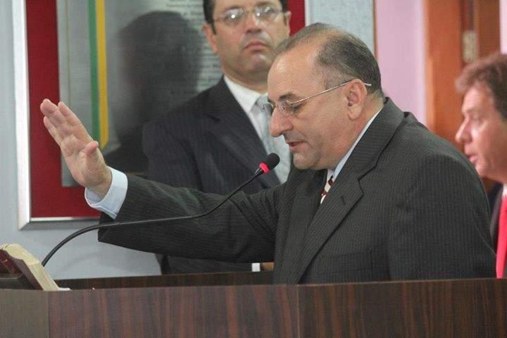 O prefeito cassado de Ara&ccedil;ariguama, Roque Hoffman, anunciou que ir&aacute; recorrer da decis&atilde;o ( Divulgação)