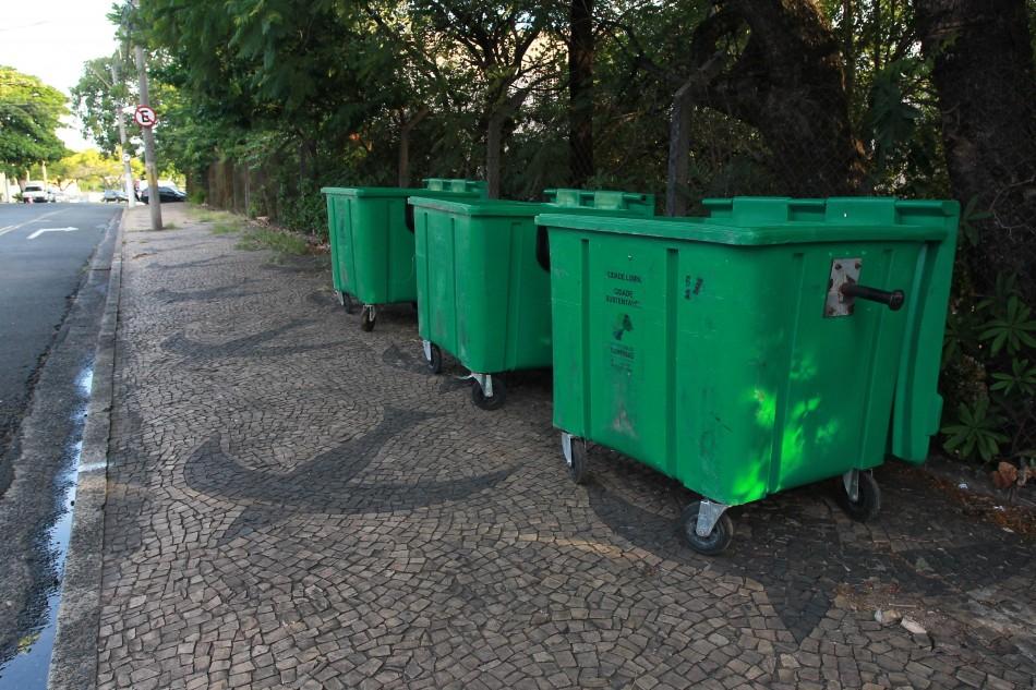 Moradores dever&atilde;o colocar os sacos de lixo em cont&ecirc;ineres que ficar&atilde;o nas quadras dos bairros ( Leandro Ferreira/AAN)