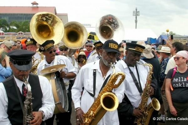 M&uacute;sicos veteranos participam do New Orleans Jazz &amp; Heritage Festival 2014 ( Divulgação)
