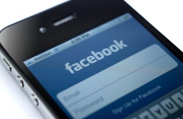 Estudo confirma o alto n&iacute;vel de conex&atilde;o dos adolescentes americanos: 73% deles t&ecirc;m acesso a um smartphone e 76% usam as redes sociais ( Reprodu&ccedil;&atilde;o)