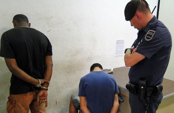Um deles era procurado da Justi&ccedil;a desde 2007 (Divulgação)