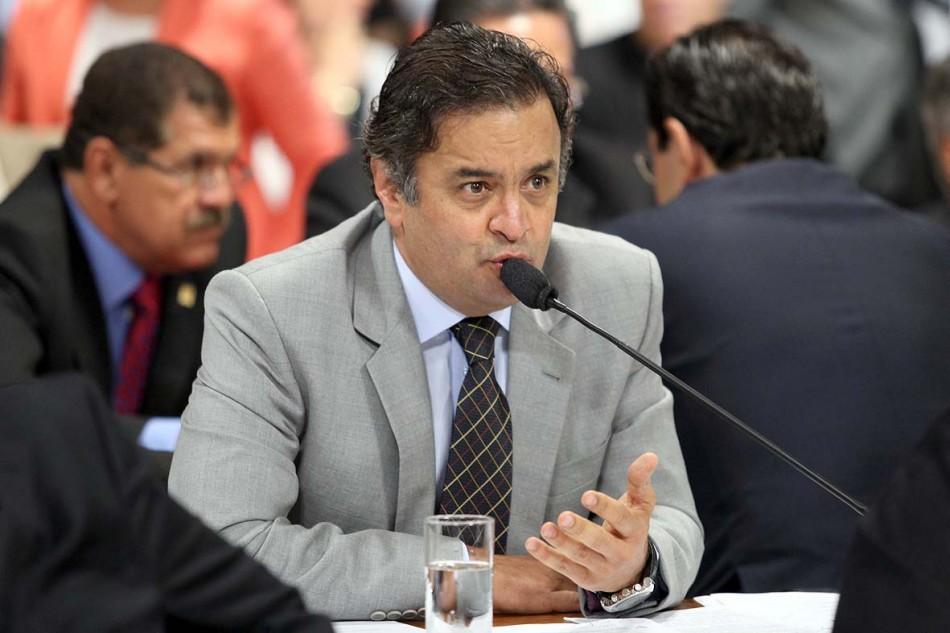 O senador e provável candidato do PSDB à presidência, Aécio Neves, 'entrou em cena' e vetou palanque duplo para Campos (Divulgação/PSDB)