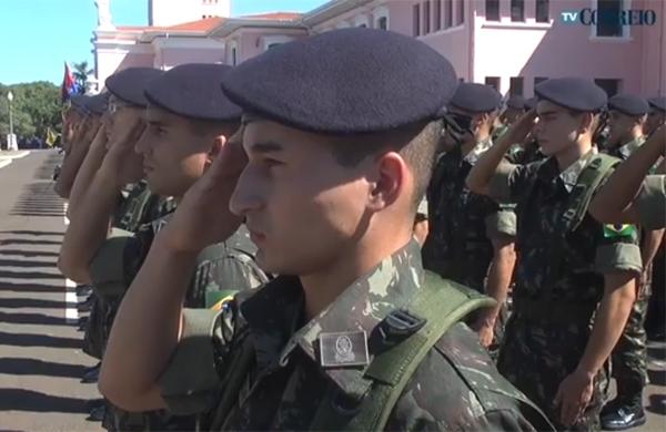 Ex&eacute;rcito brasileiro se prepara para atuar em alguma eventualidade na Copa do Mundo de 2014 no Brasil (Reprodução)