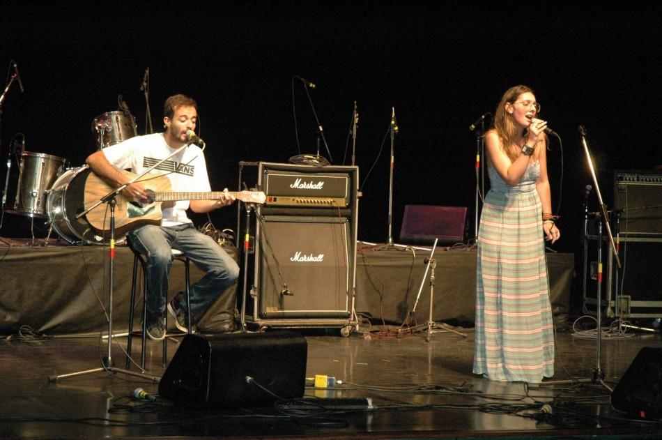 Mayra Gab, de Indaiatuba, &eacute; uma das finalistas do Festival de MPB de Indaiatuba (Adriana Panzini/Prefeitura de Indaiatuba)