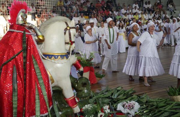 Festa reuniu cerca de dois mil devotos e simpatizantes no bairro S&atilde;o Bernardo ( Rodrigo Zanotto/Especial para a AAN)
