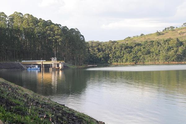 Volume &uacute;til do Sistema Cantareira deve terminar em julho, segundo o comit&ecirc; anticrise ( Edu Fortes/AAN)